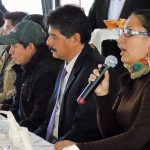 lorena-dando-un-discurso